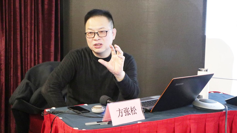 5c3edb6e5f5fb.jpg 5c3edb6e5f5fb.jpg