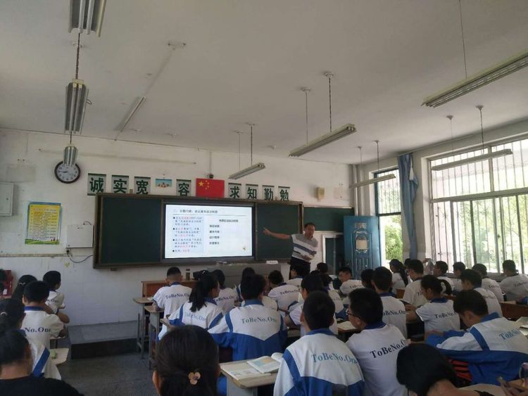 5d5d0065c4801.jpg 5d5d0065c4801.jpg