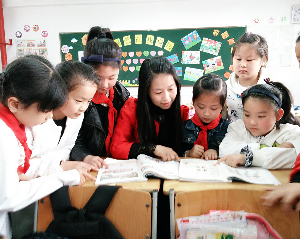 李桃工作室成員